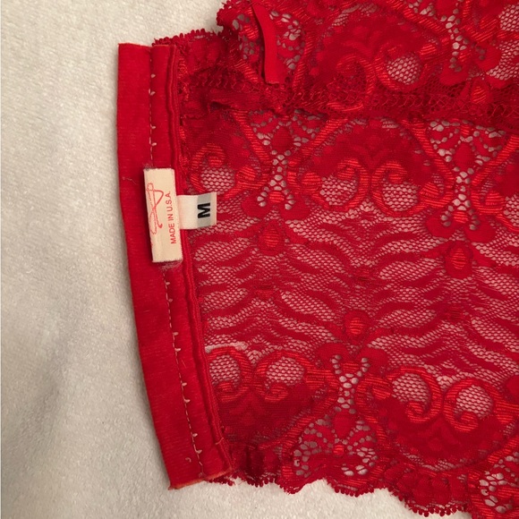 Trashy Lingerie red lace underwire bustier, size medium - Picture 10 of 11